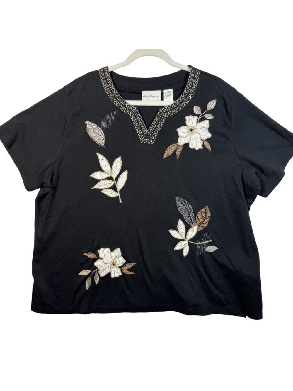 Alfred Dunner Black Floral Embroidered 2X T-Shirt With Beaded V-Neckline